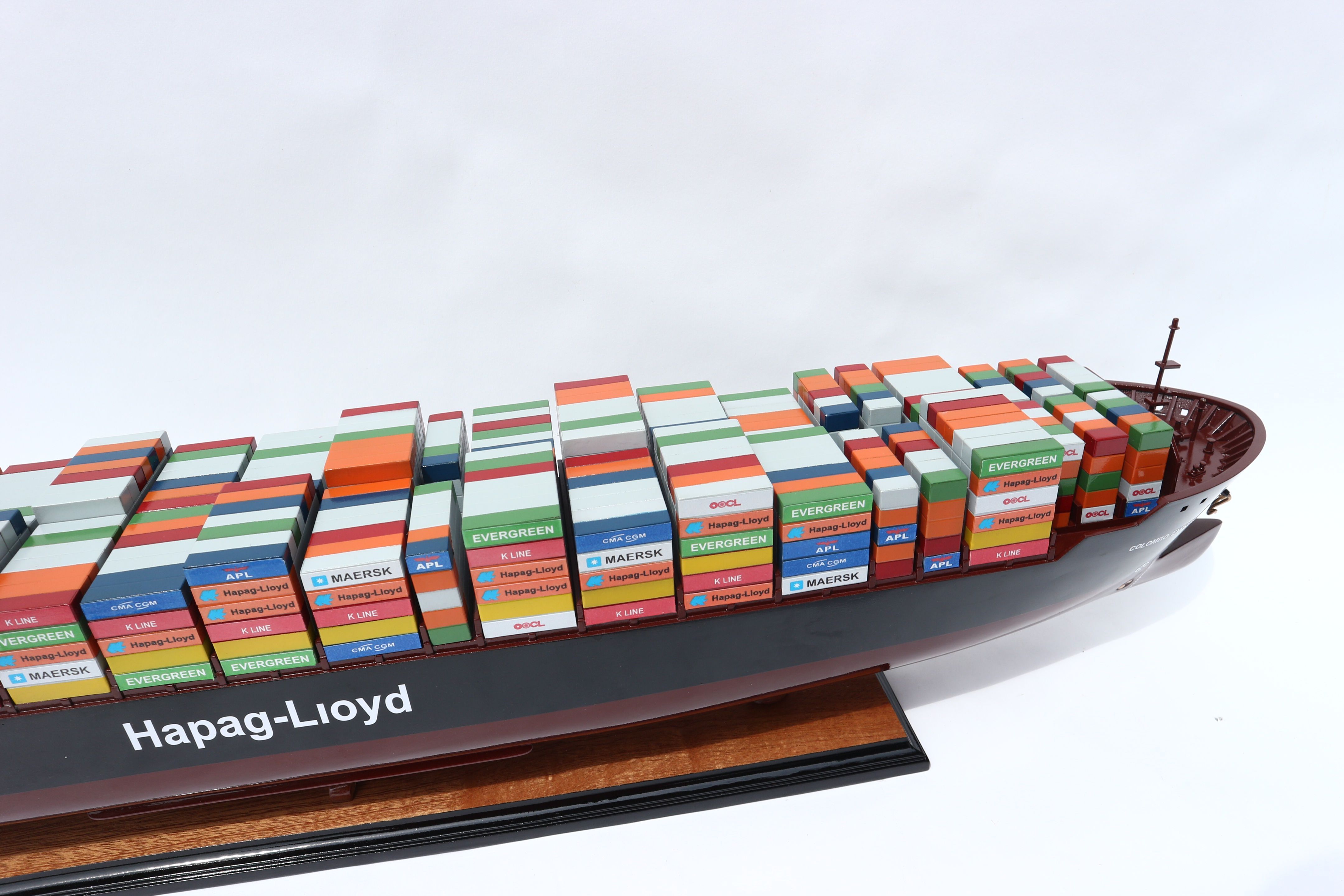 Hapag Lloyd Colombo Express GN - Image 5