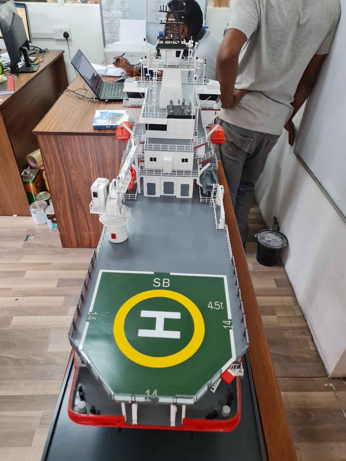 Astrolabe Ice Breaker Model - PSM0033 - Image 24