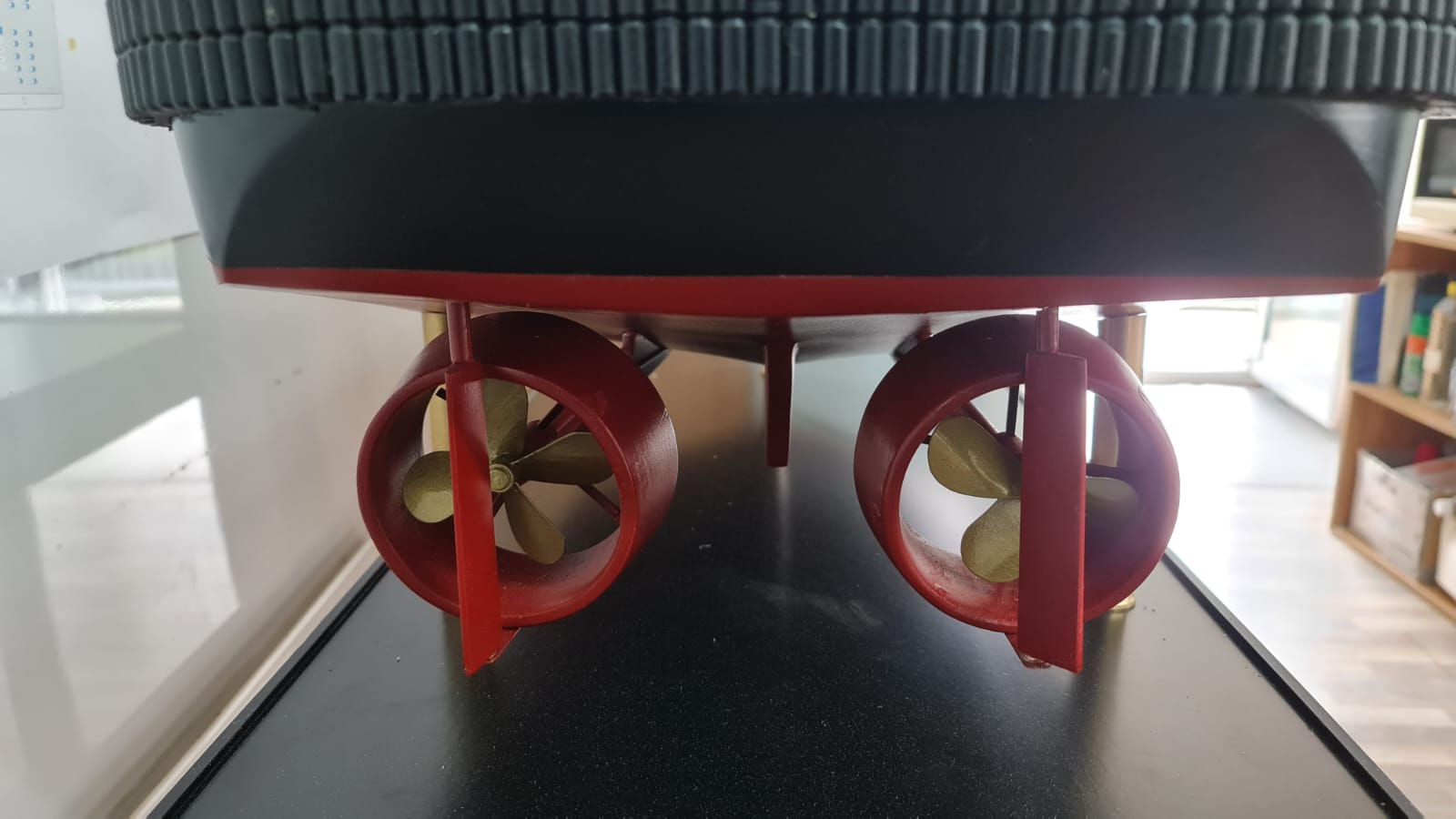 Portsmouth New Tugboat Model - PSM0035 - Image 2