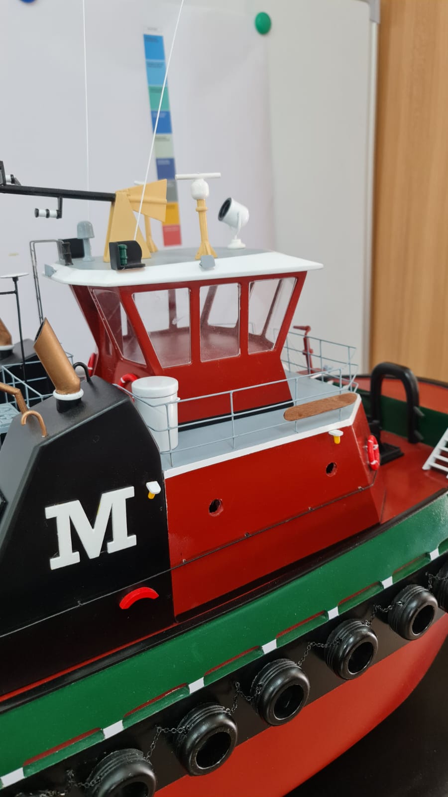 Portsmouth New Tugboat Model - PSM0035 - Image 16
