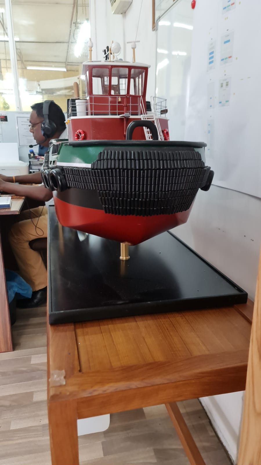 Portsmouth New Tugboat Model - PSM0035 - Image 20